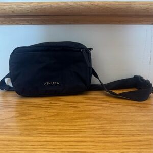 Athleta All About Crossbody Belt Bag (Navy)